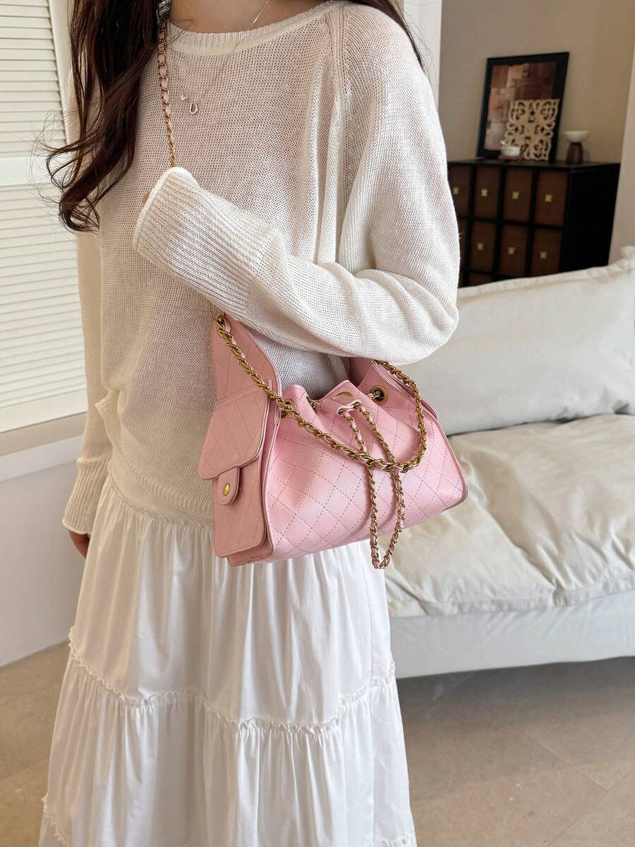 Rhombus Chain Woven Square Bag in pink - alternate view