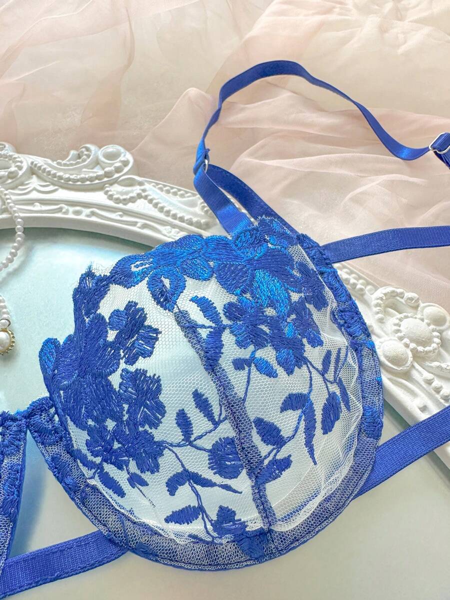 Sky Bloom Embroidered Lingerie Set — SHEIN view 3
